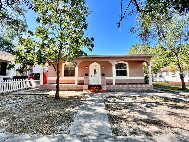 Building Photo - 2324 W Palmetto St Rental