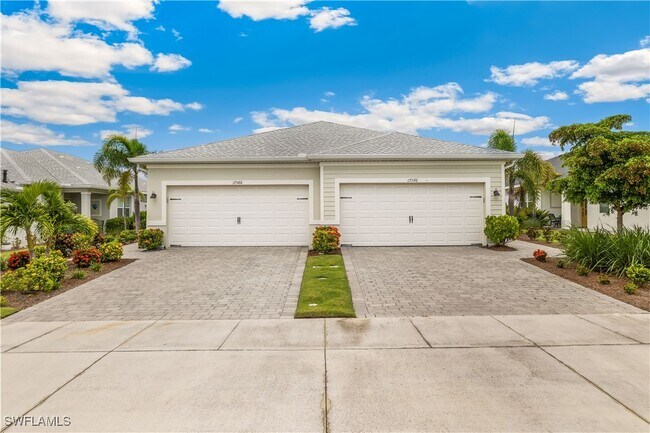 Photo - 17596 Woodland Ct
