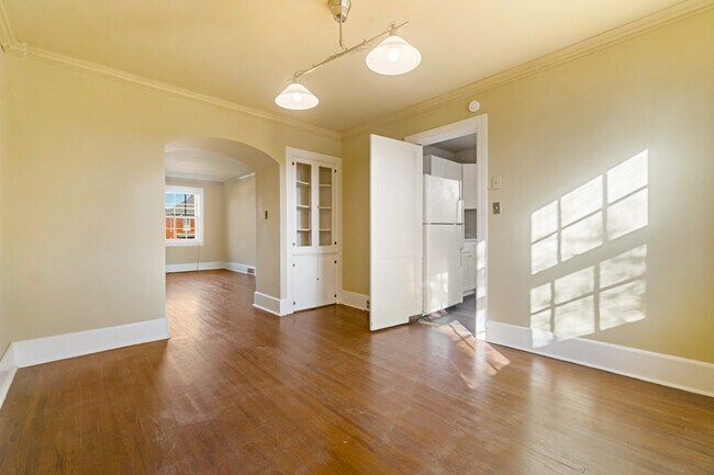 Photo - 920 N Market St Unidad 2