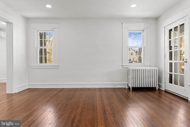 Photo - 137 Kenilworth Rd