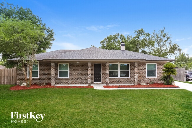 Photo - 800 Driftwood Pl