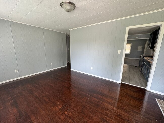 Photo - Southeast 3 Bedroom 1 Bath