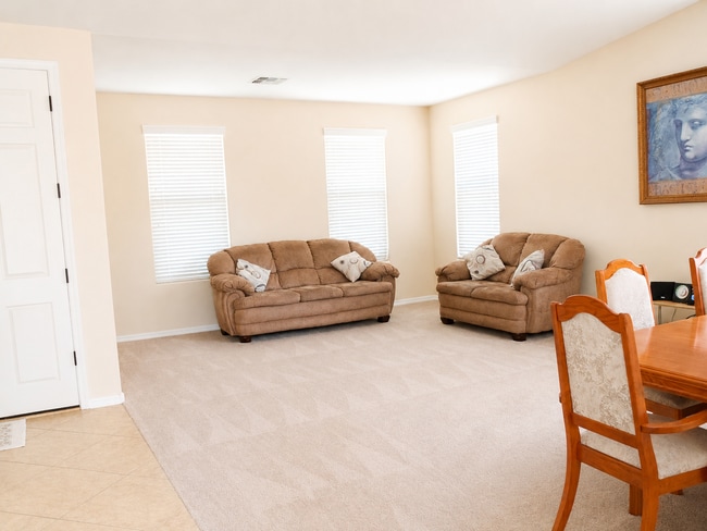 Photo - Spacious 5-Bedroom Gilbert Home with a Sparkling Pool!