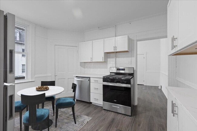 Photo - 3900 Howley St Unit 2