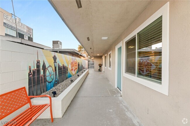 Building Photo - 615 S 10th St Rental