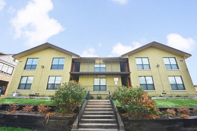 The View at Lake Cliff - The View at Lake Cliff Apartments
