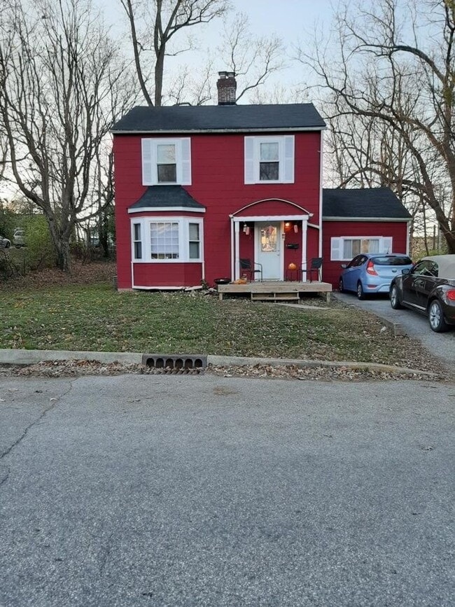 Building Photo - 311 N Jefferson St Rental