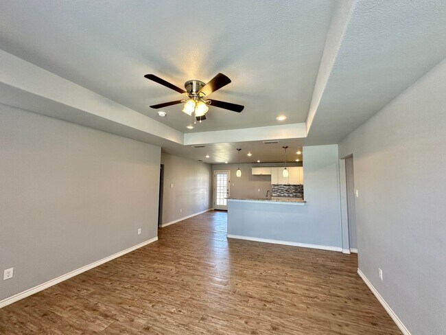 Photo - 3/2/2 in Frenship ISD! Available Now!