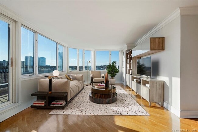 Photo - 25 Forest St Unit 14G