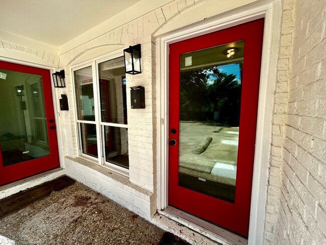 Photo - 1005 W MLK - House Unit House