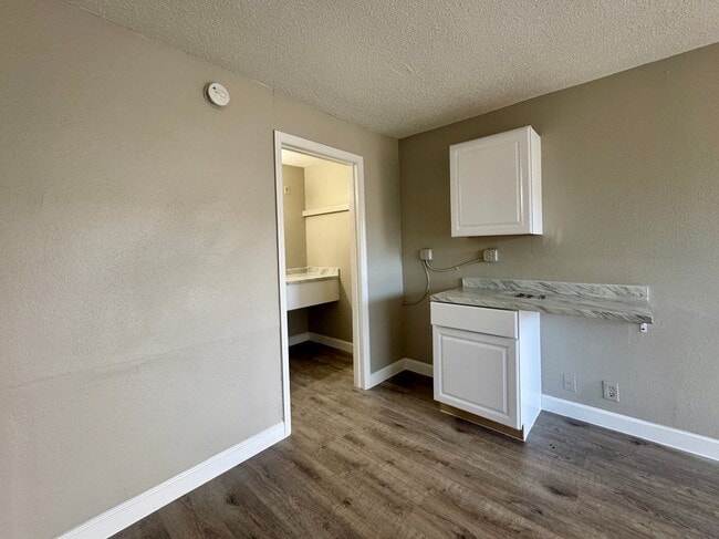 Photo - Newly renovated Studio apartment - Water, ... Unit 2125