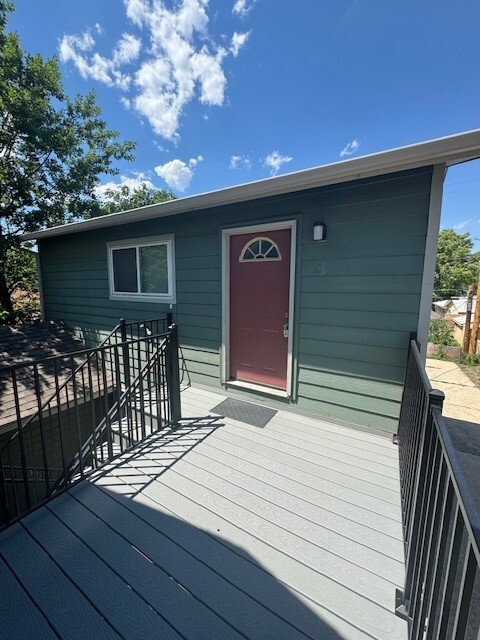 2227 Arapahoe Ave