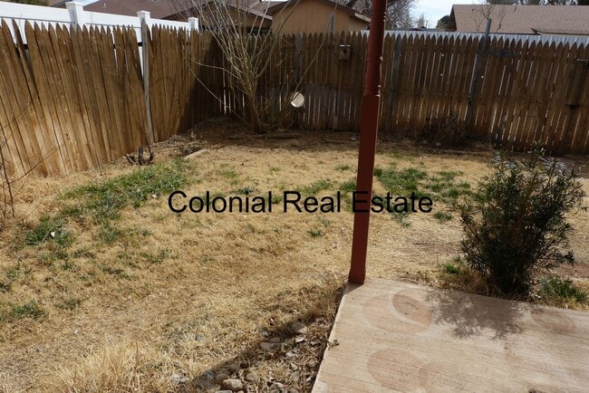 Photo - Spacious 3 bedroom 2 bathroom home