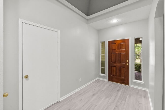 Photo - 155 N Wimberly Way
