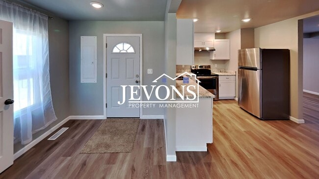 Photo - 1206 W Nob Hill Blvd