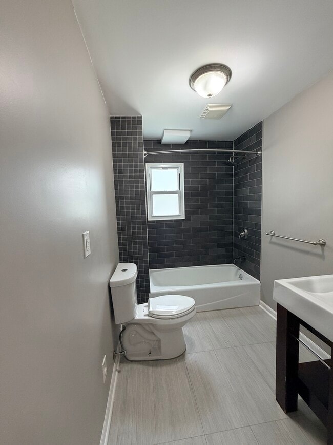 Photo - 209 Tibbetts Rd Unit 1st floor