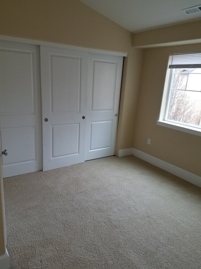 Photo - 18465 SW Stepping Stone Dr