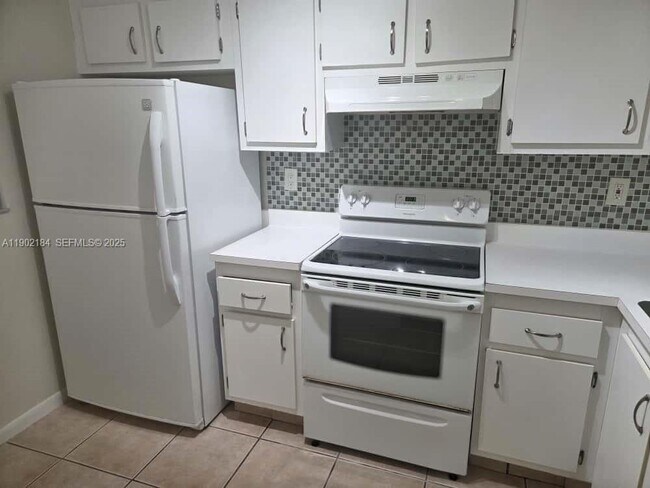 Photo - 7406 Woodmont Terrace Unit 105