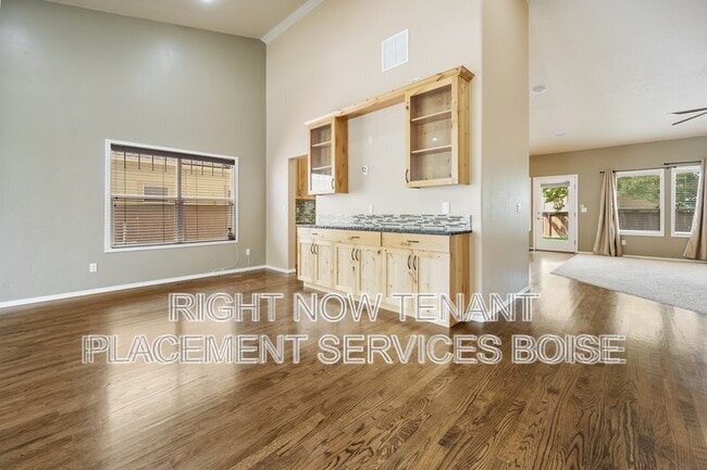 Photo - 3945 N Waterloo Way