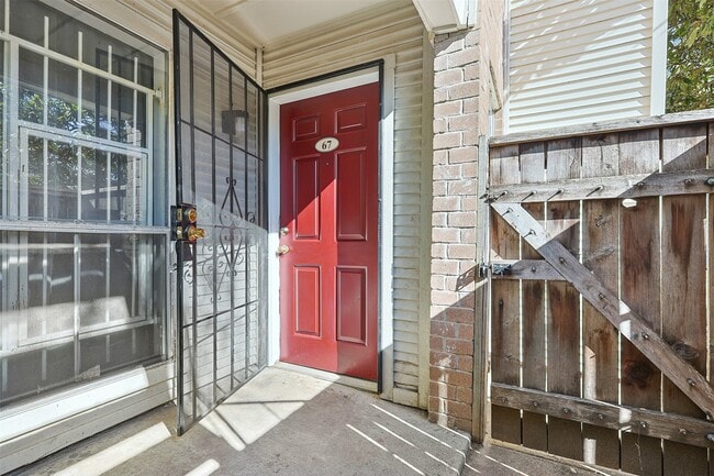 Photo - 3900 Woodchase Dr Unidad 67