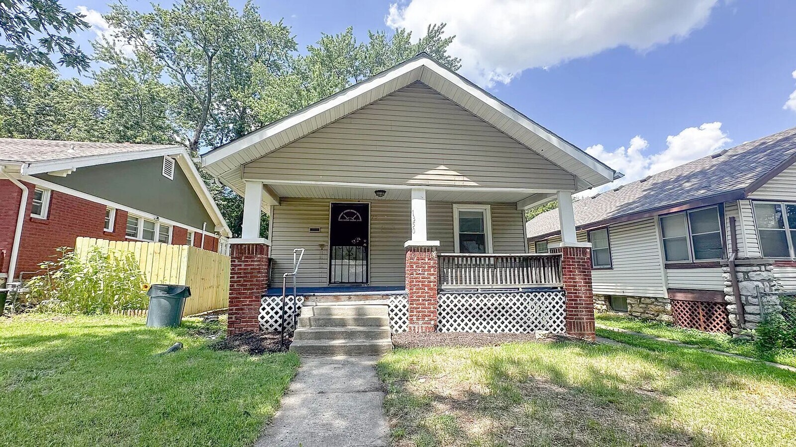 Photo - 1850 E 68th Terrace