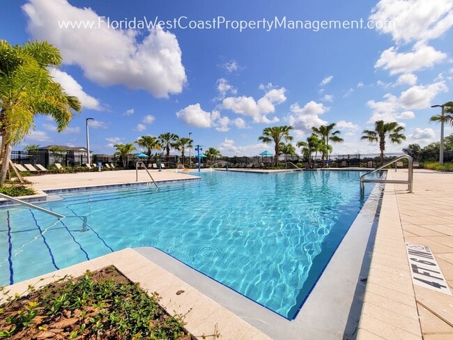 Photo - OUTSTANDING LARGE 4 BEDROOM/ 3 BATH HOME IN ISLES AT BAYVIEW! LARGE FLEX SPACE PLUS LAKEIVEWS!