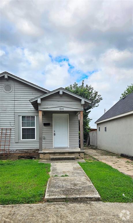 Building Photo - 1314 NW 12th St Rental