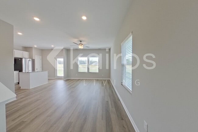 Photo - 874 Silent Barge Cv