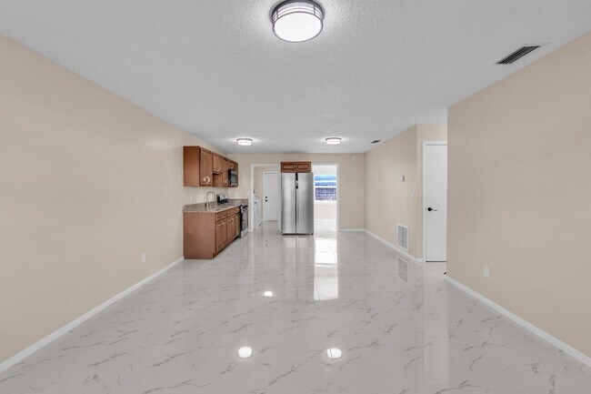 2809 Jefferson Pkwy Unit B
