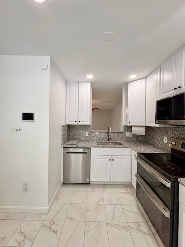 Photo - 18250 Paladin Dr