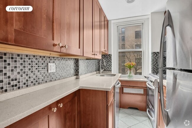 Building Photo - 250 Cabrini Blvd Rental