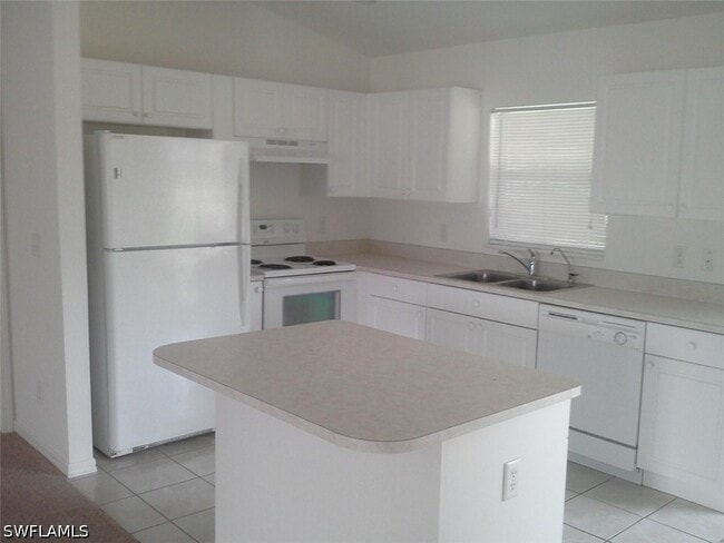 Photo - 1407 W 10th St