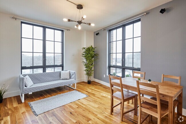 2BR, 1BA Model - 12-24 Ford St