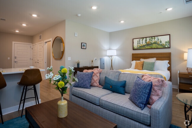 S2 - 600SF - Living Room - Mason