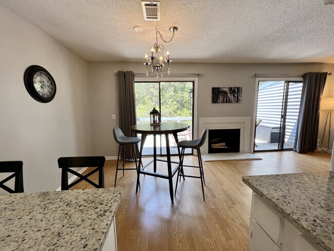 Photo - 184 Mariners Row