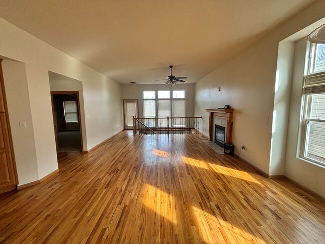 Photo - Beautiful 3 bed 3 bath duplex located in quiet neighborhood!