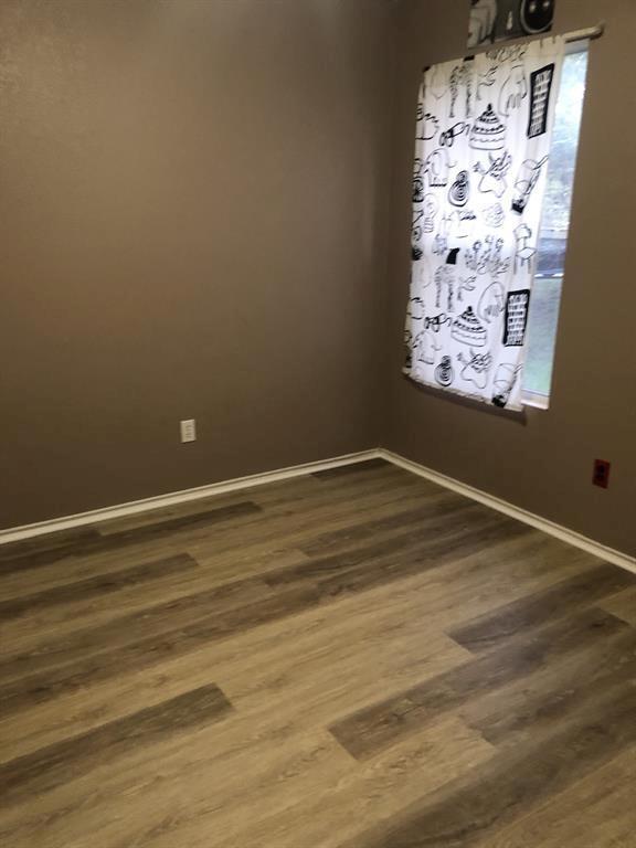 211 Woodley Rd