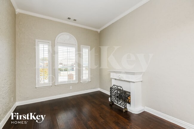 Photo - 417 Windy Hill Ln