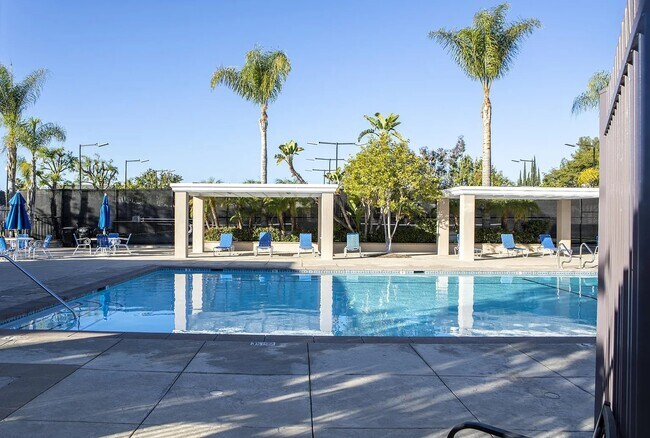 Photo - 6501 Vanalden Ave