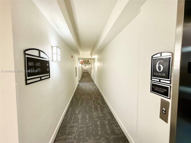 Photo - 6001 SW 70th St Unit 612