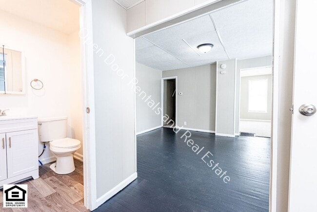 Photo - 229 E William St Unidad 229 E William st