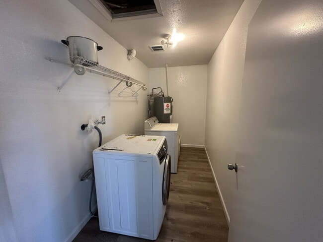 Photo - 324 W Martin Luther King Jr St