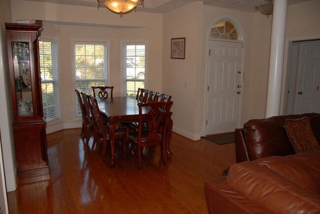 Photo - 2386 Morgan Dr