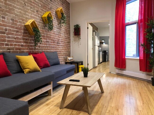 Photo - 4619 R. Saint-Denis Unit ID1061580P