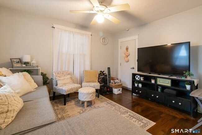 76 Gridley St Unit 2nd floor