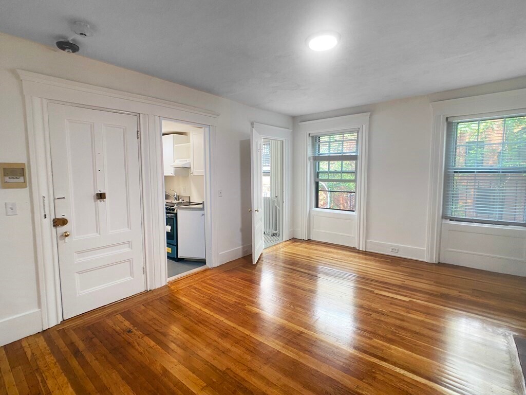 Photo - 113 Charles St Unidad 5