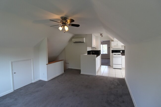 Photo - ONE BEDROOM APARTMENT NEAR KU MED Unit 1312 W 39TH ST. #3