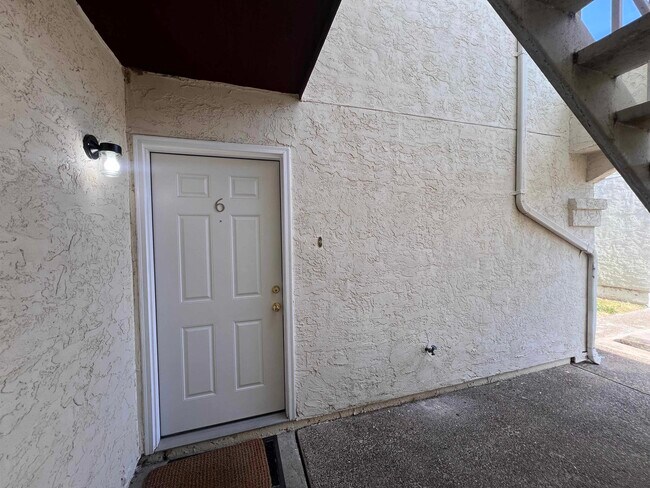 Photo - 104 Belaire Dr Unit 102