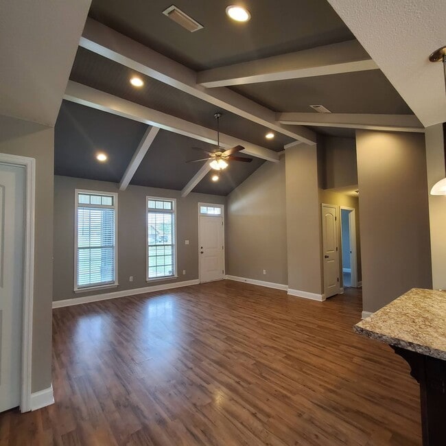 Photo - Luxurious 3BD/2BA Home with Premium Features in Coveted Cottonwood Neighborhood!