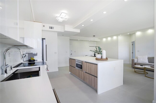 Photo - 19101 Mystic Pointe Dr Unit 111